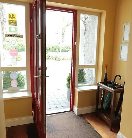Rosquil House Bed & Breakfast 4*